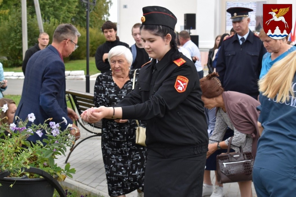 DSC_0035-min (1).jpg DSC_0035-min (1).jpg